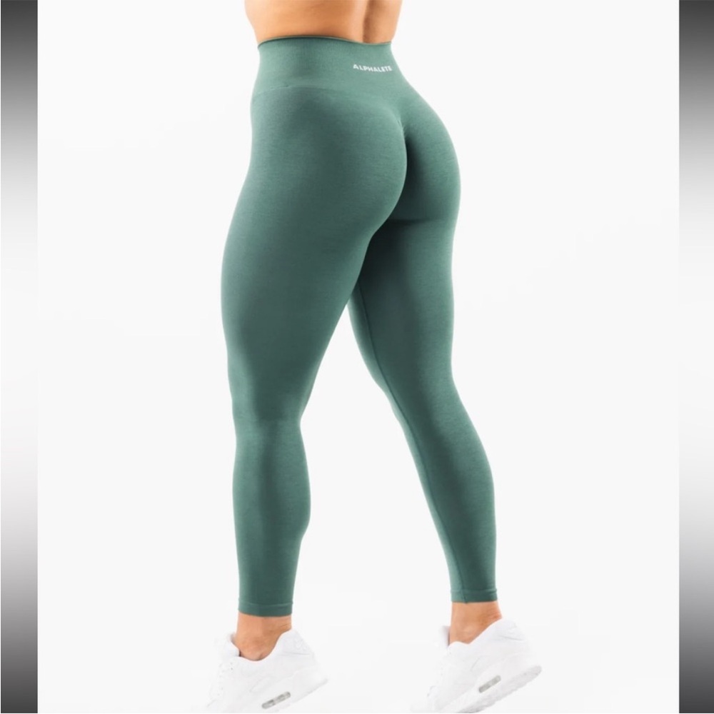 Alphalete Leggings Size Small